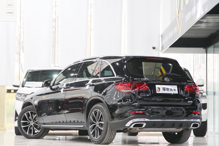 石嘴山二手奔驰GLC 2019款 GLC 300 L 4MATIC 动感版