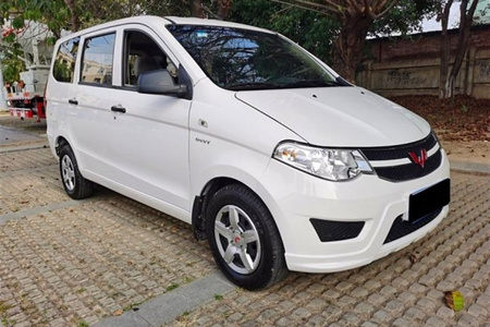 荆门二手五菱荣光V 2015款 1.5L 手动 实用型7二手8座
